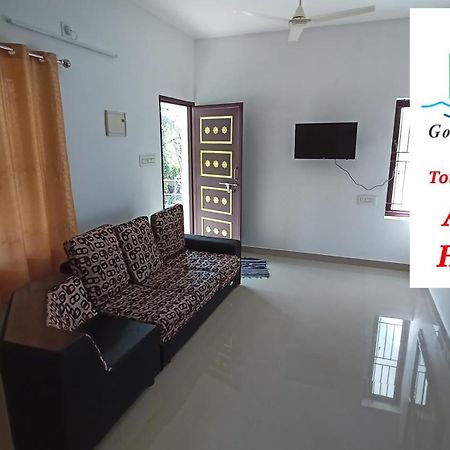 Space Villa Homestay Irimbranallur Extérieur photo